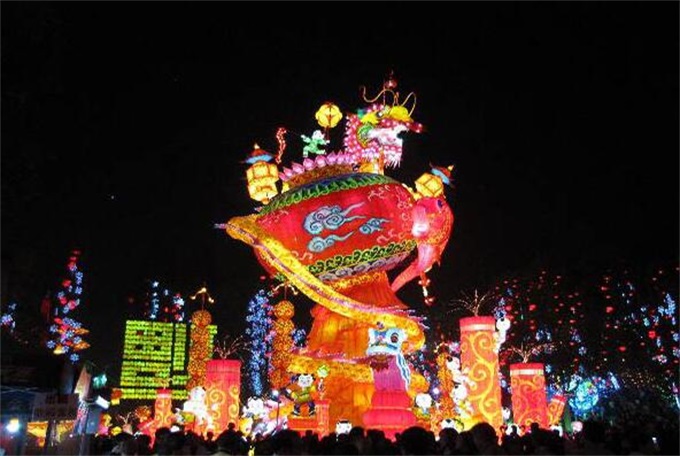杭州灯展生产厂家用什么方法，彩灯制作的设计是什么？_优质元宵节花灯价格 第1张图片